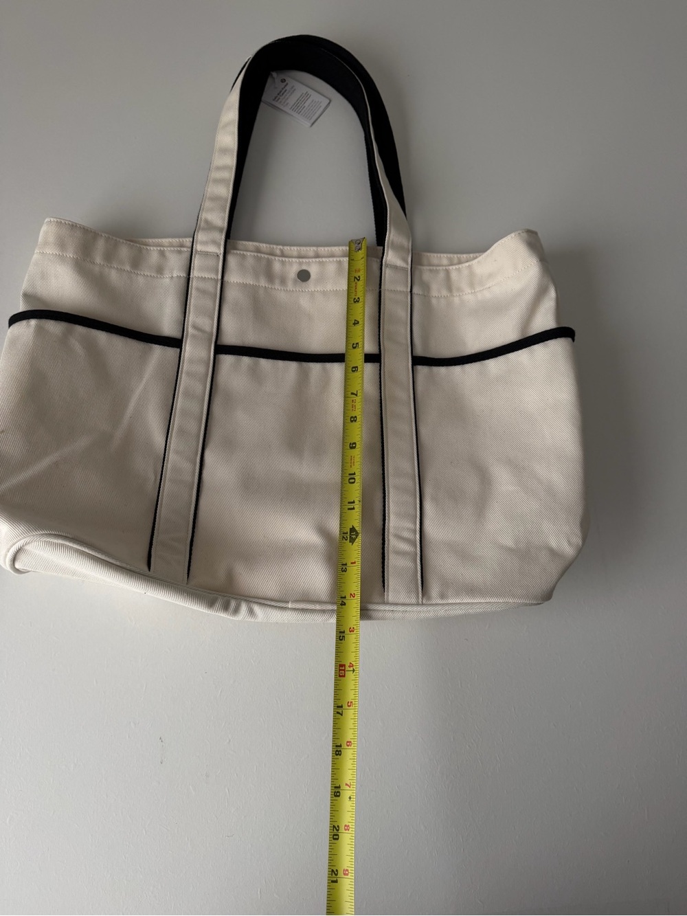 NWT Lululemon Daily Multi Pocket Tote Canvas - Picture 7 of 9